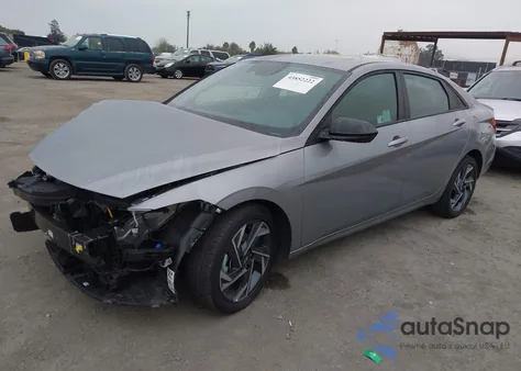 2025 Hyundai Elantra Sel Sport z USA, uszkodzony, nr VIN KMHLM4DG3SU084984